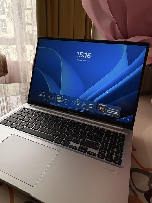 ASUS Vivibook laptop
