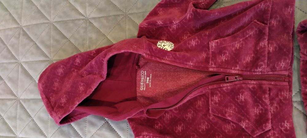 Guess бебешки комплект