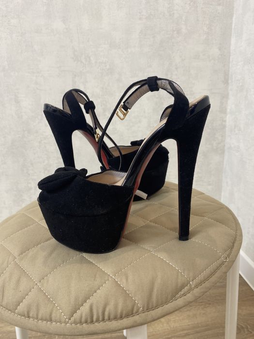 Туфли босоножки черные, на платформе