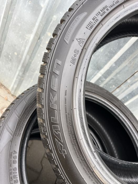 Vand 4 anvelope iarna 215/45 R16 Falken, STARE NOUA! 7mm profil ramas!