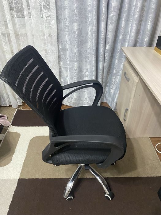 компьтерное кресло