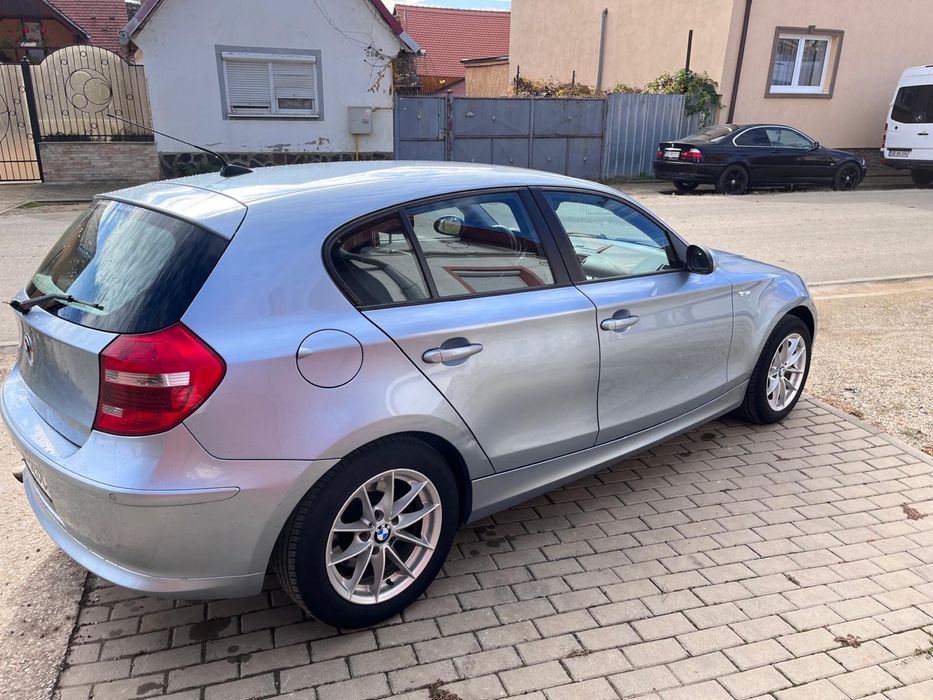 BMW 1 Series 2009 — imagine 5