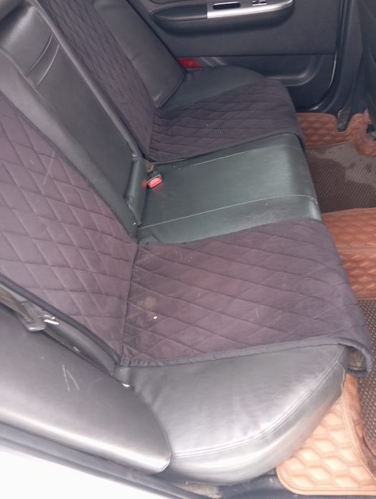 Продам срочно машину