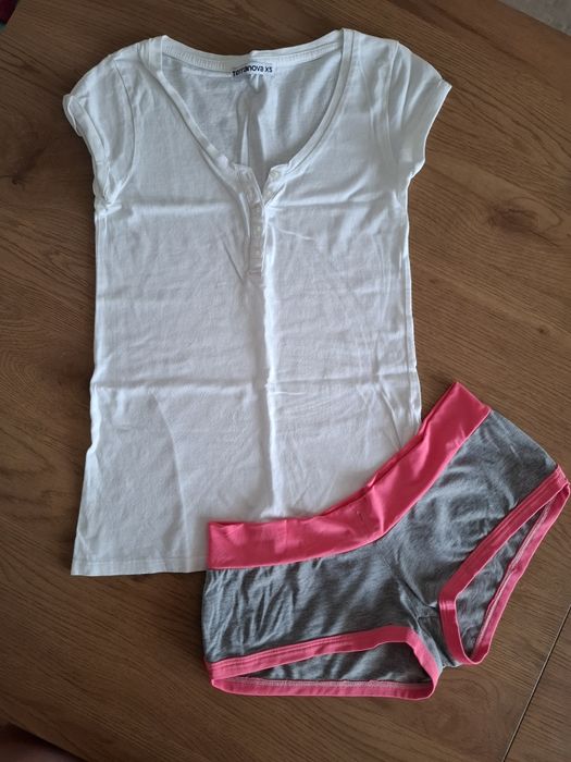 Летни топове в XXS/XS размер