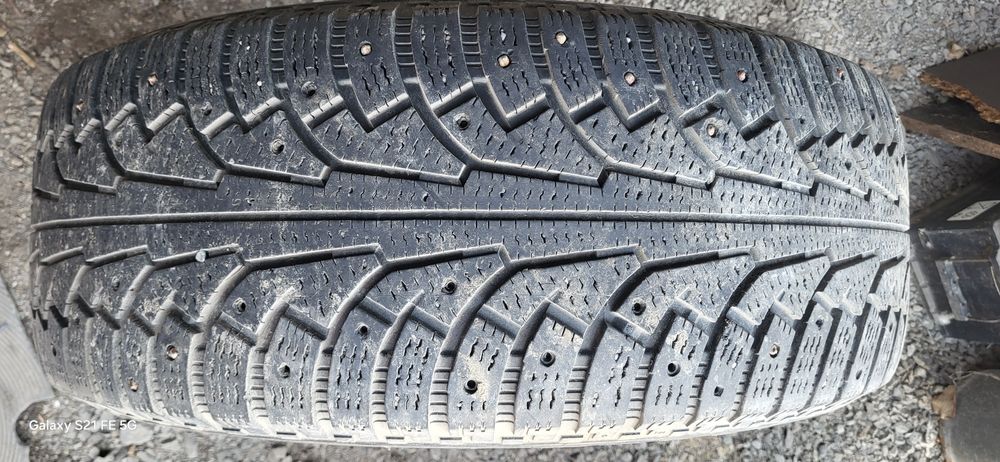 Продам шины на авто