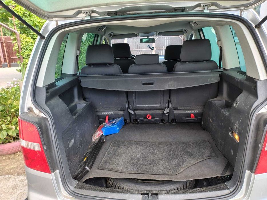 VOLKSWAGEN Touran 0 — imagine 2
