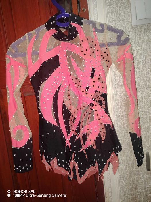 Купальник спортивный гимнастический для выступлений