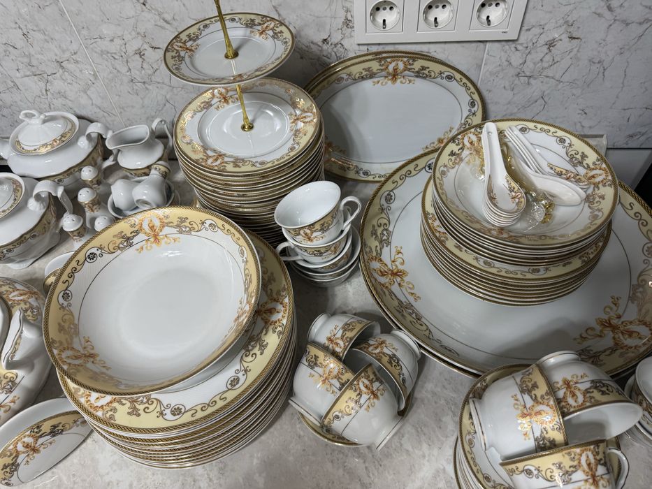 Столовый сервиз на 12 персон