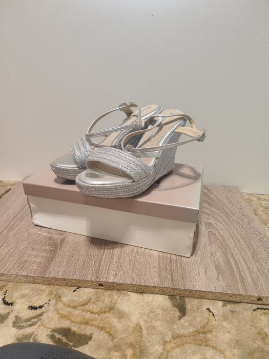 Каждая 1000 тенге