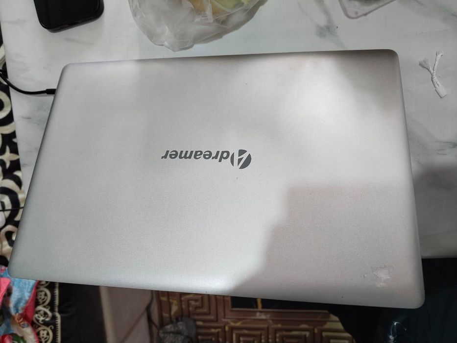 Продаётся нетбук