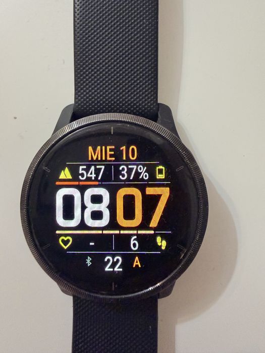Vând Garmin Venu 2 – 45 mm – stare excelentă