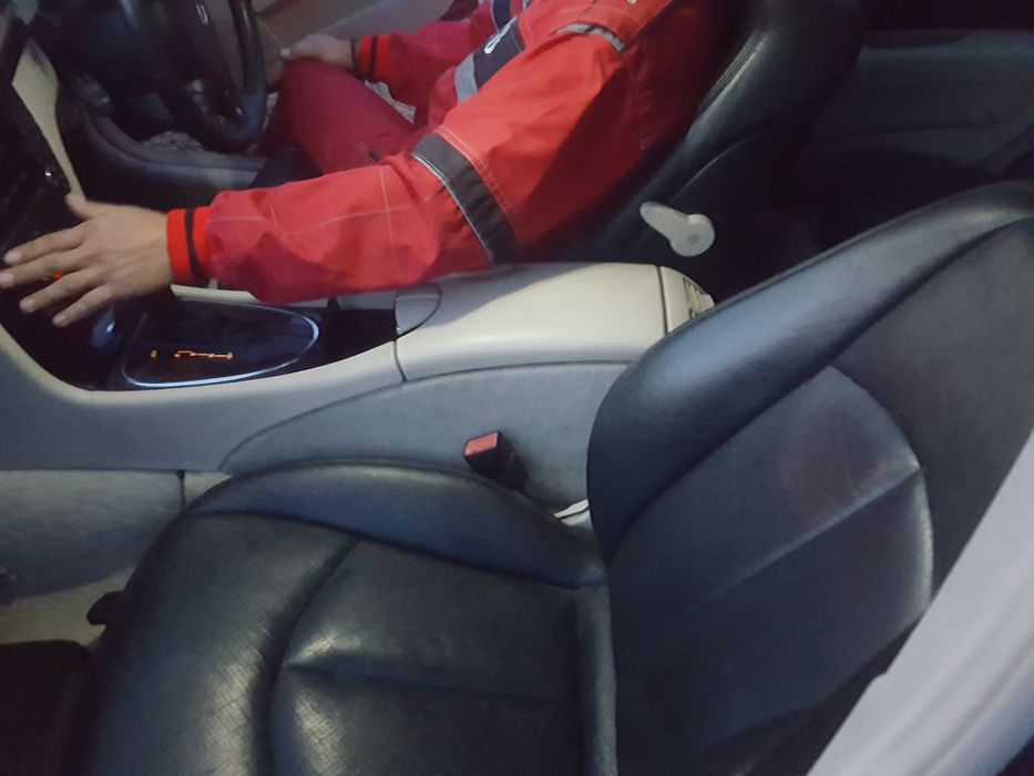 Е 220 на части 150 коня 2002 год 211 купе