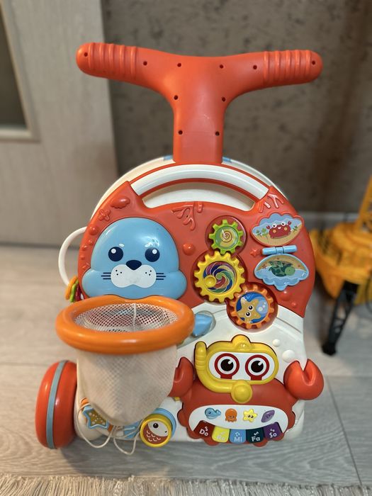 Ходунки со столиком с ручкой