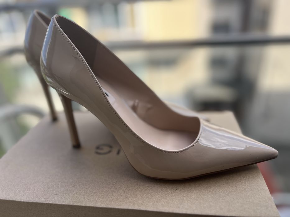 Обувки на висок ток Mango