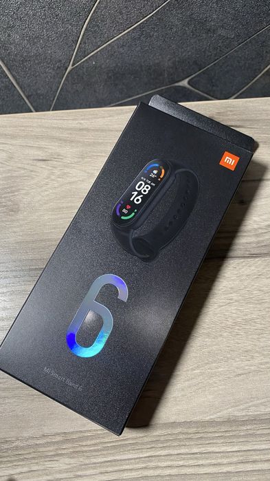 Фитнес браслет Xiaomi MI Band 6