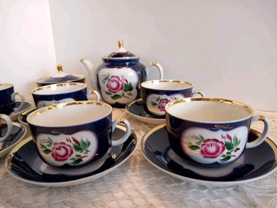 Руски порцелан. Сервиз за чай