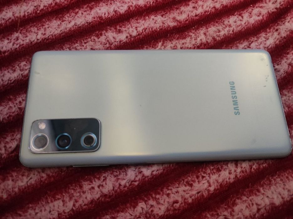 Samsung s20 фе ф