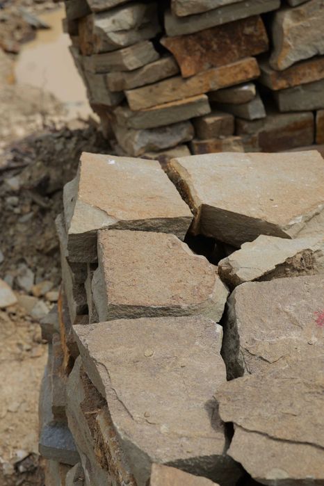 Градешки камък - Гнайс от собствена кариера