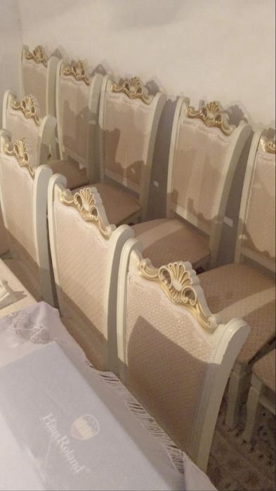 Стол и стуля продается