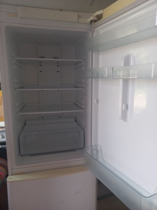 Холодильник продам