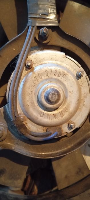 Вентилятор автомобильный