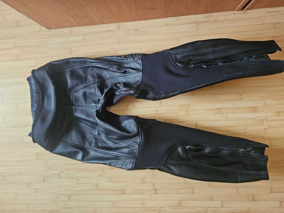 Чисто ново дамско долнище Dainese