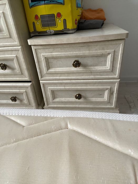 Диван сатылады