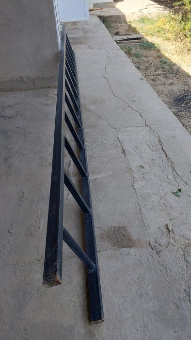 Narvon 5 metrlik  juda mustahkam yangi.Qattiq profeldan yasalgan.