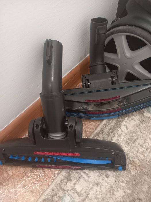 Продам пылесос Philips