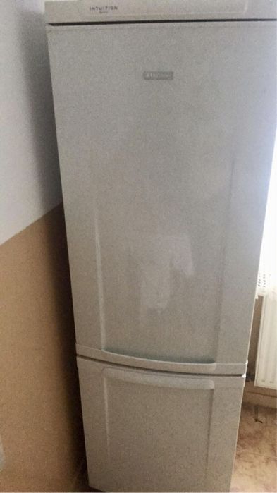 Frigider Electrolux