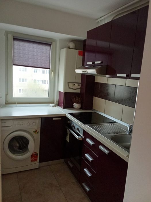 Închiriez garsonieră