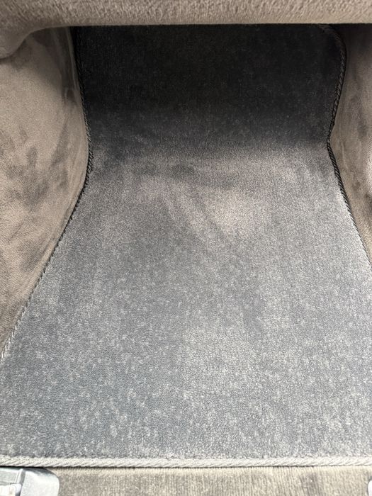 Ворсовые ковры на Mercedes W140