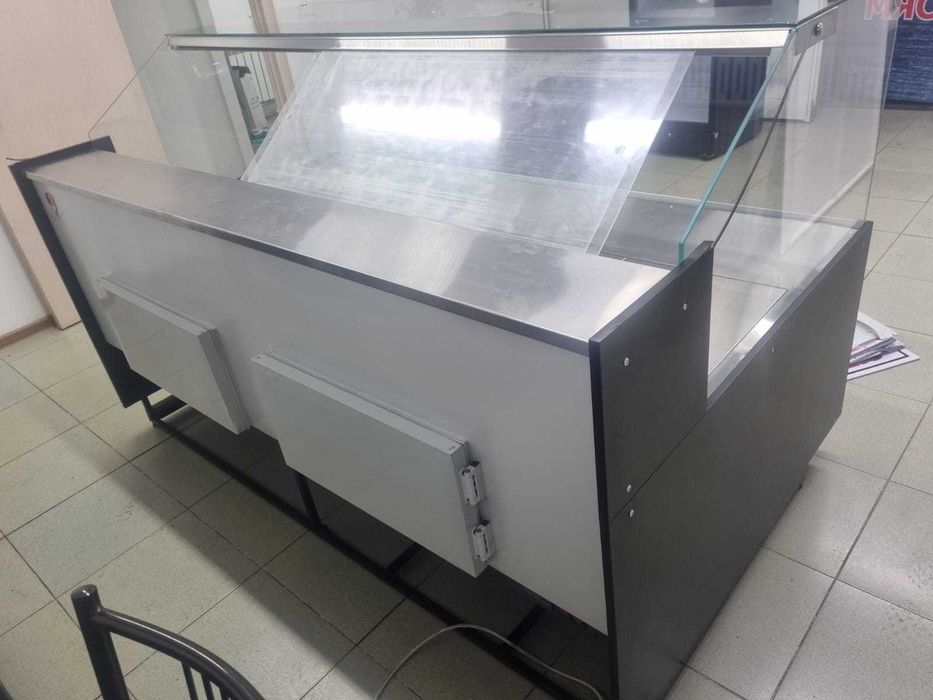 витринный холодильник