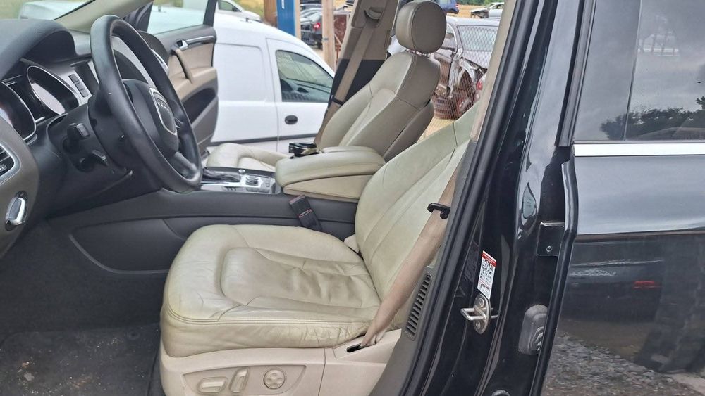 Audi Q7 4 2 TDI V8  ,326 к.с ,20 броя на части.