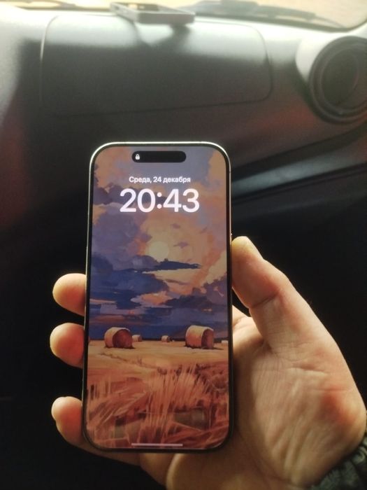 iPhone 16 Pro 256 GB — Идеал! Полный комплект, батарея 97 %, eSIM