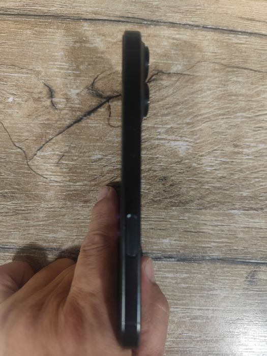 iPhone 16 pro 128 gb
