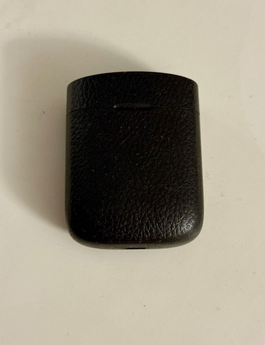 Продам наушник беспроводной Bluetooth рабочий