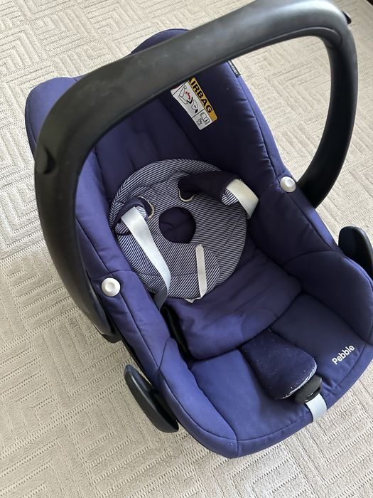 Автокресло Maxi-Cosi Pebble 0+