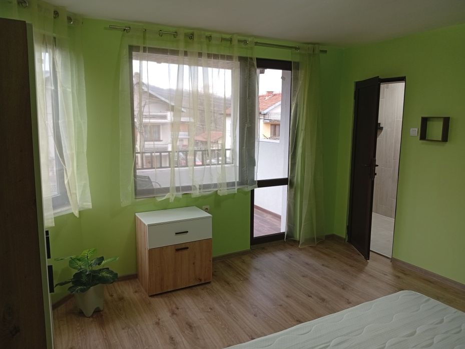 Продава се Къща в с. Орешак, Област Ловеч - 330 кв.м за 402 €/кв.м - Снимка #6