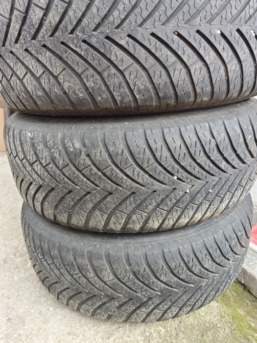 Vând 4 buc All Season 205 60 16, M+S