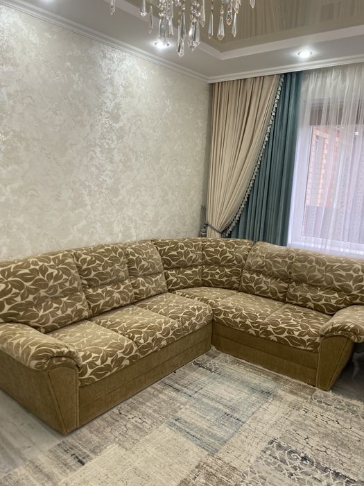 Диван с креслом 150.000