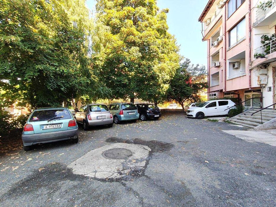 ТОП ЛОКАЦИЯ | Евтин апартамент в Новия град на Несебър до Общината