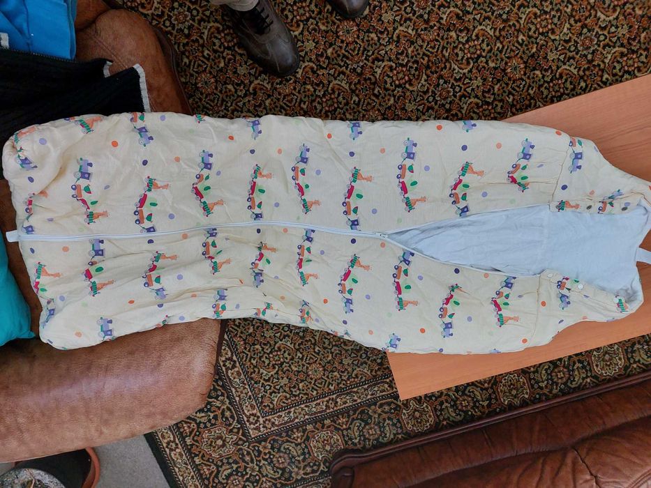 vând sac de dormit copii marimea 110-120 cm