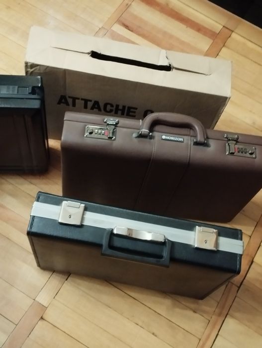 Дипломаты разные модели