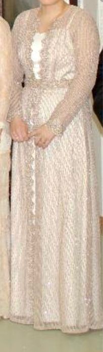 Нарядное платье на мероприятие