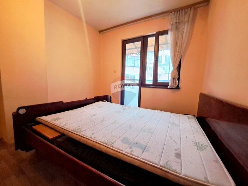 Продава се Тристаен апартамент в Варна, Лятно кино Тракия - 108 кв.м за 1621 €/кв.м - Снимка #7