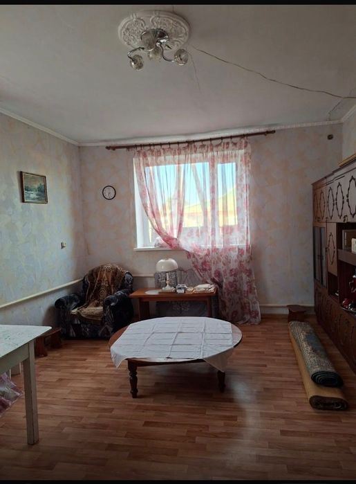 Продам благородный дом в Топаре