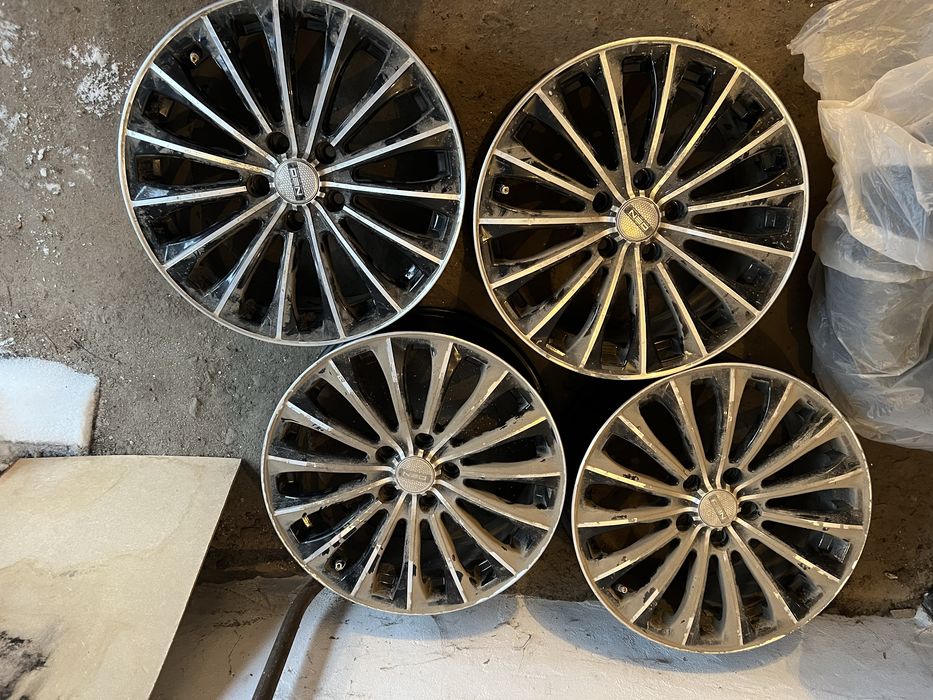 Колесный Диск  Литой Новый