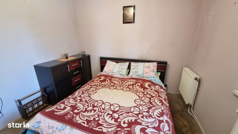 Apartament cu 2 camere decomandate circular, Centru