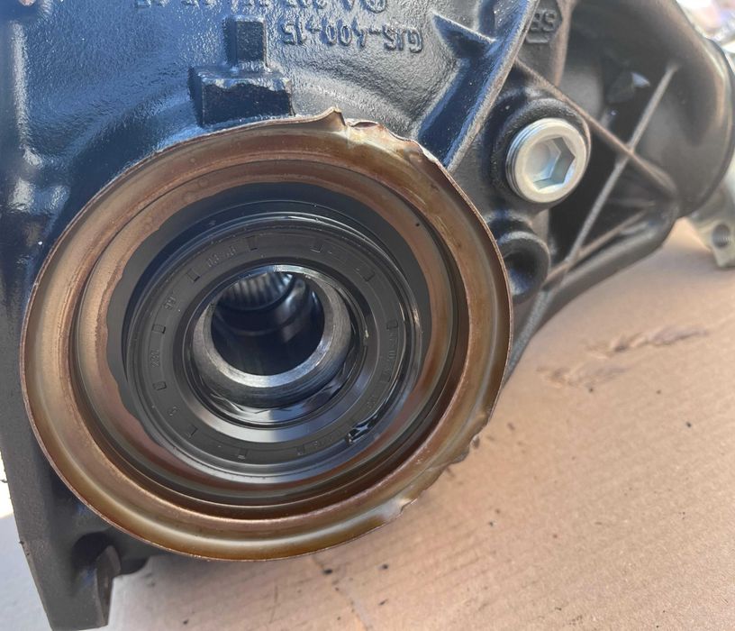 Diferential spate Mercedes E-Class W213 A2133503808